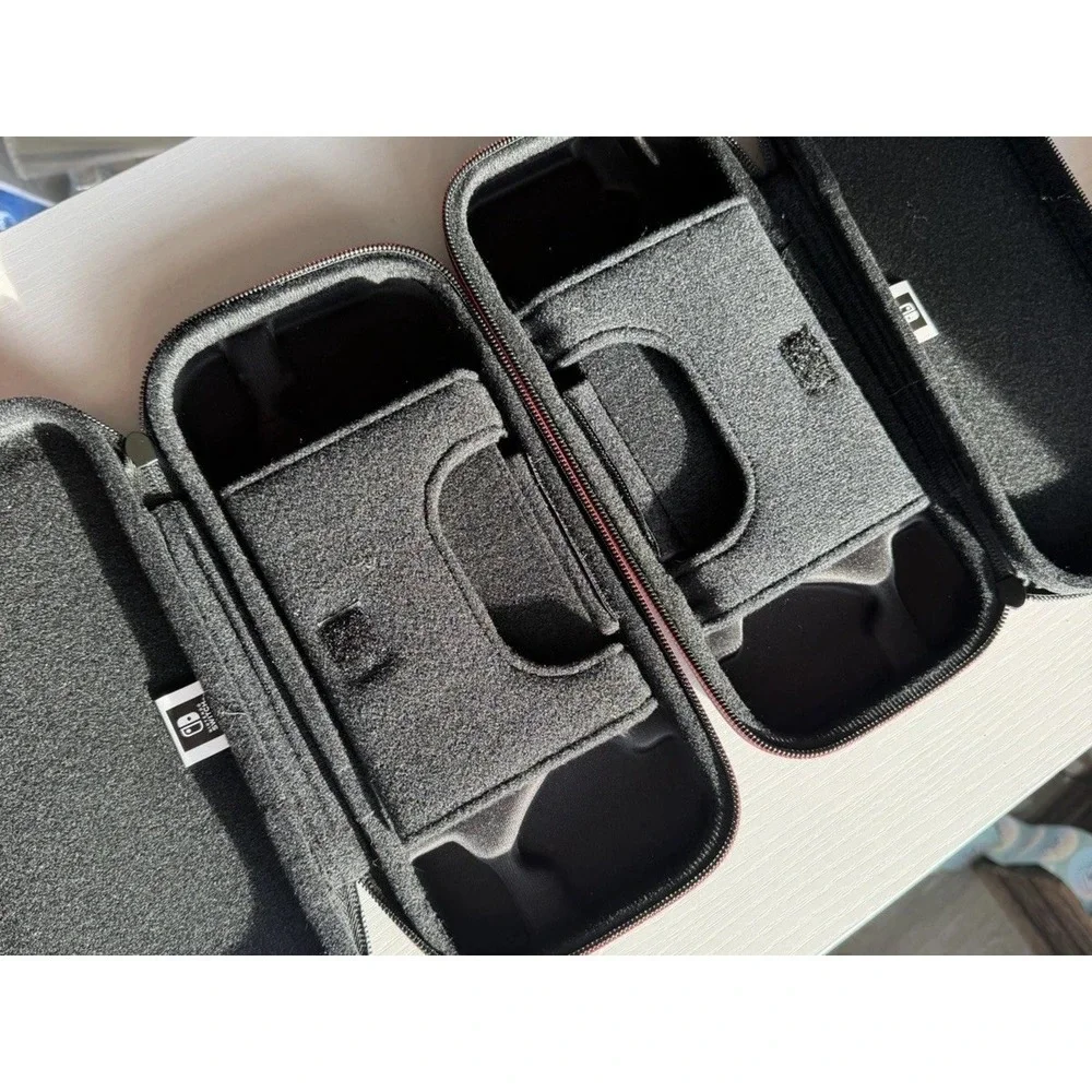 Nintendo Switch Case Official Lot 2
